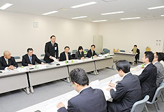 日本商工会議所青年部と活発に意見交換する党青年局